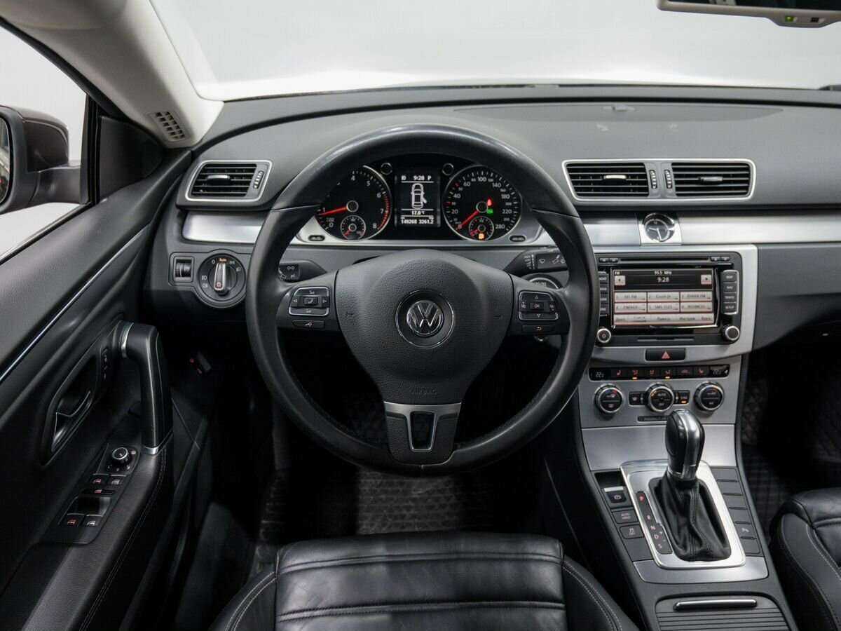 Volkswagen Passat CC 2012 года с пробегом. Фото: #10
