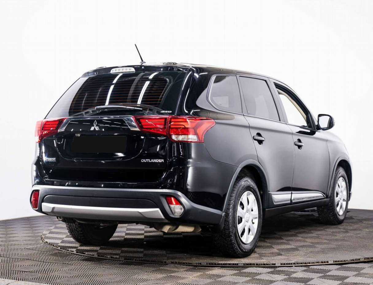 Mitsubishi Outlander 2016 года с пробегом. Фото: #5