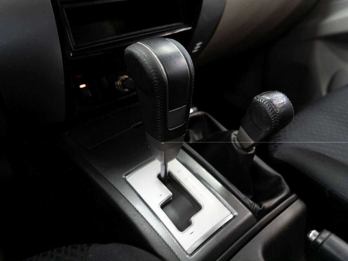 Mitsubishi Pajero Sport 2014 года с пробегом. Фото: #12