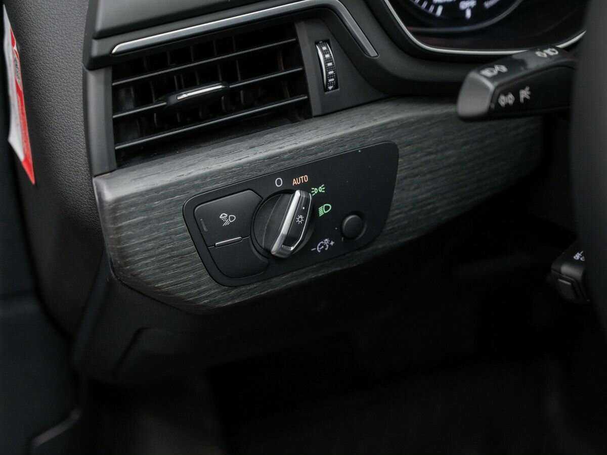 Audi A4 2017 года с пробегом. Фото: #15