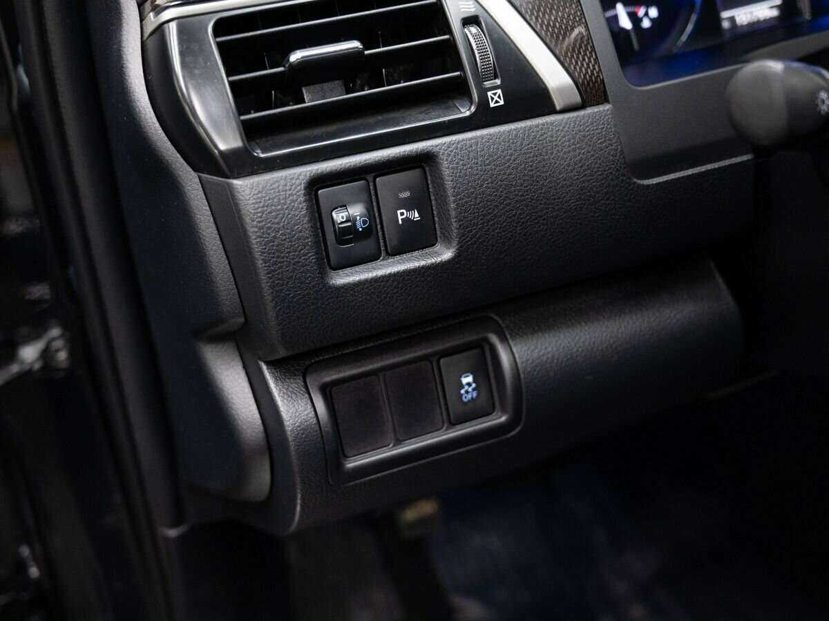 Toyota Camry 2015 года с пробегом. Фото: #16