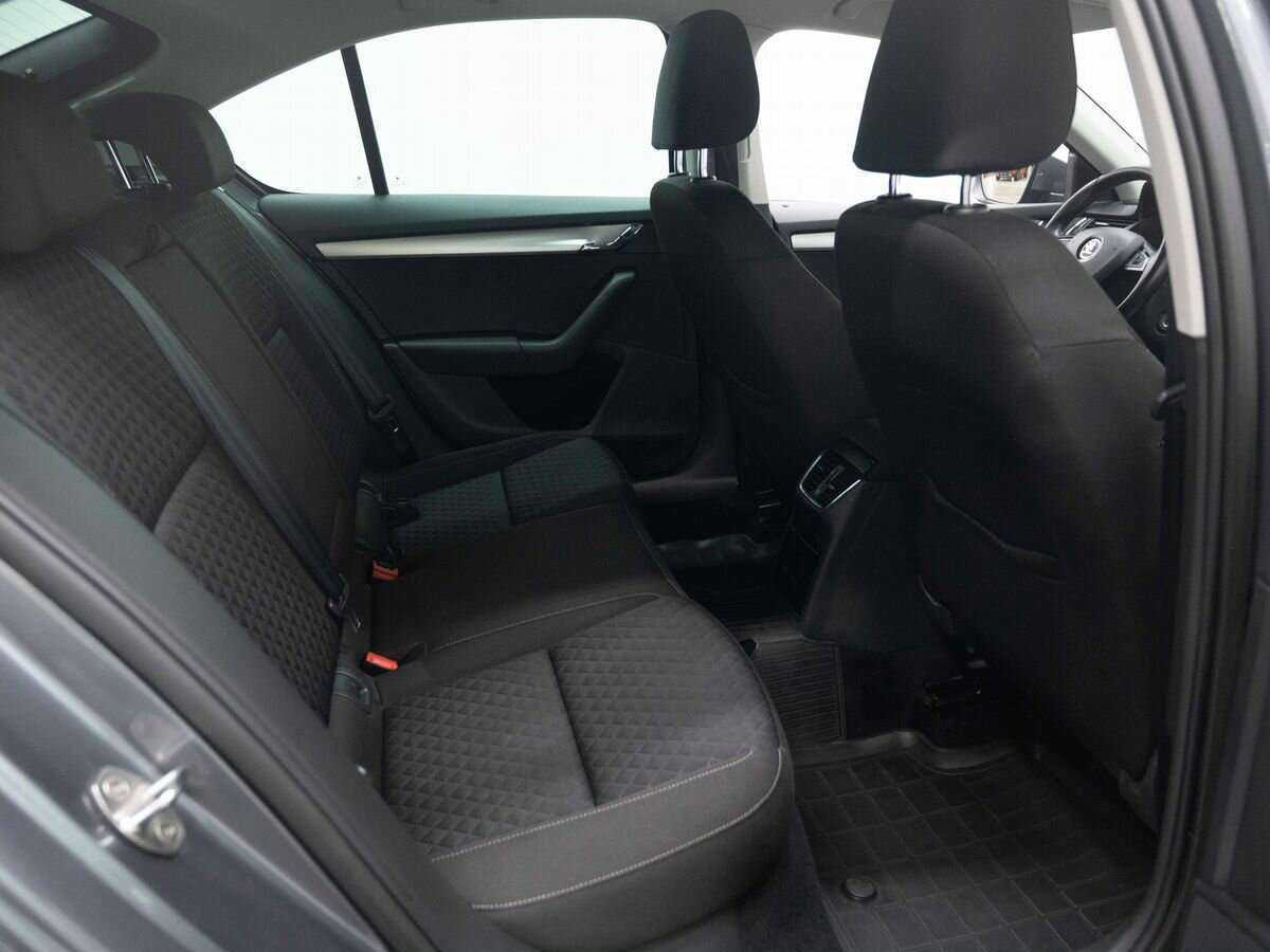 Skoda Octavia 2016 года с пробегом. Фото: #9