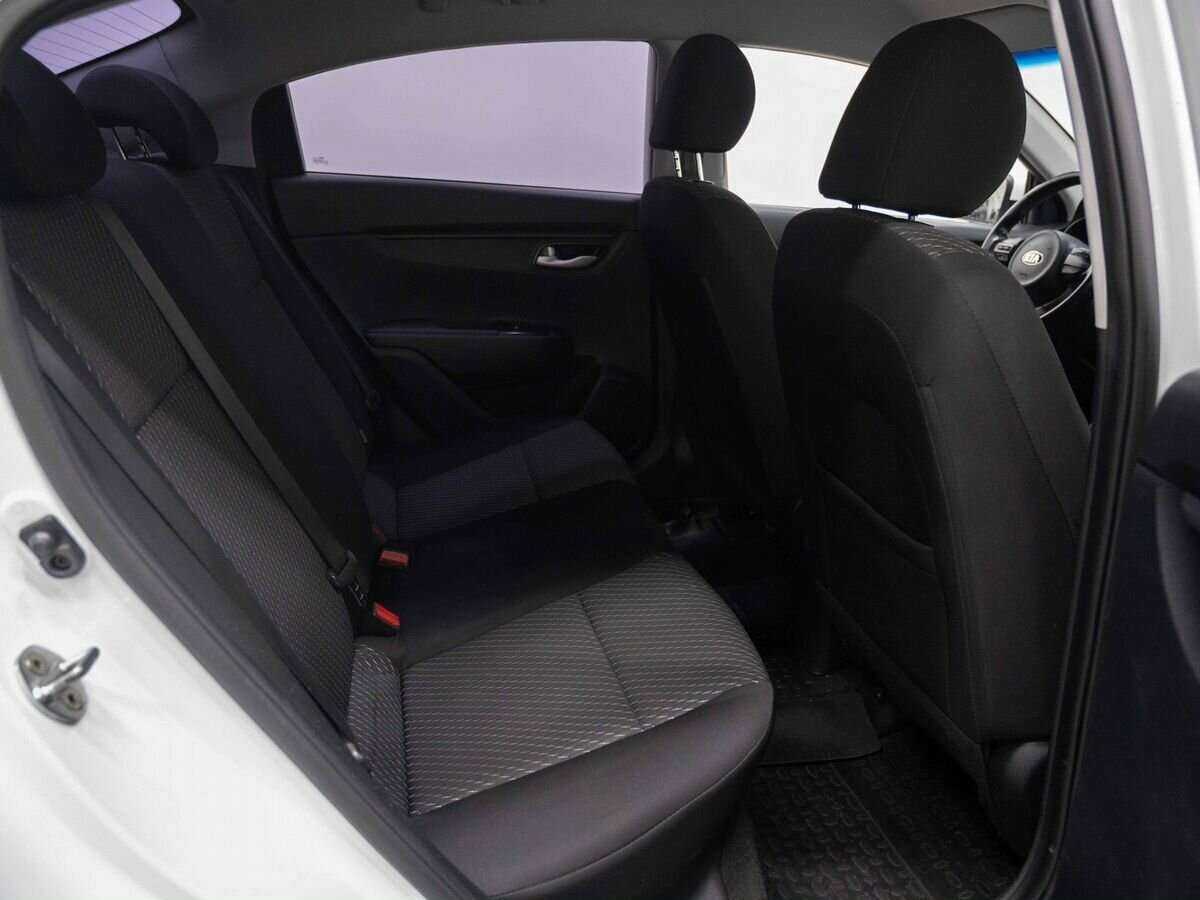 Kia Rio 2018 года с пробегом. Фото: #9