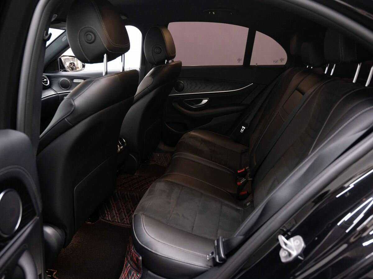 Mercedes-Benz E-Класс 2017 года с пробегом. Фото: #8