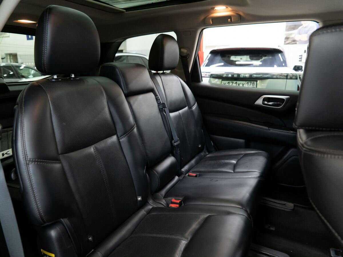Nissan Pathfinder 2015 года с пробегом. Фото: #9