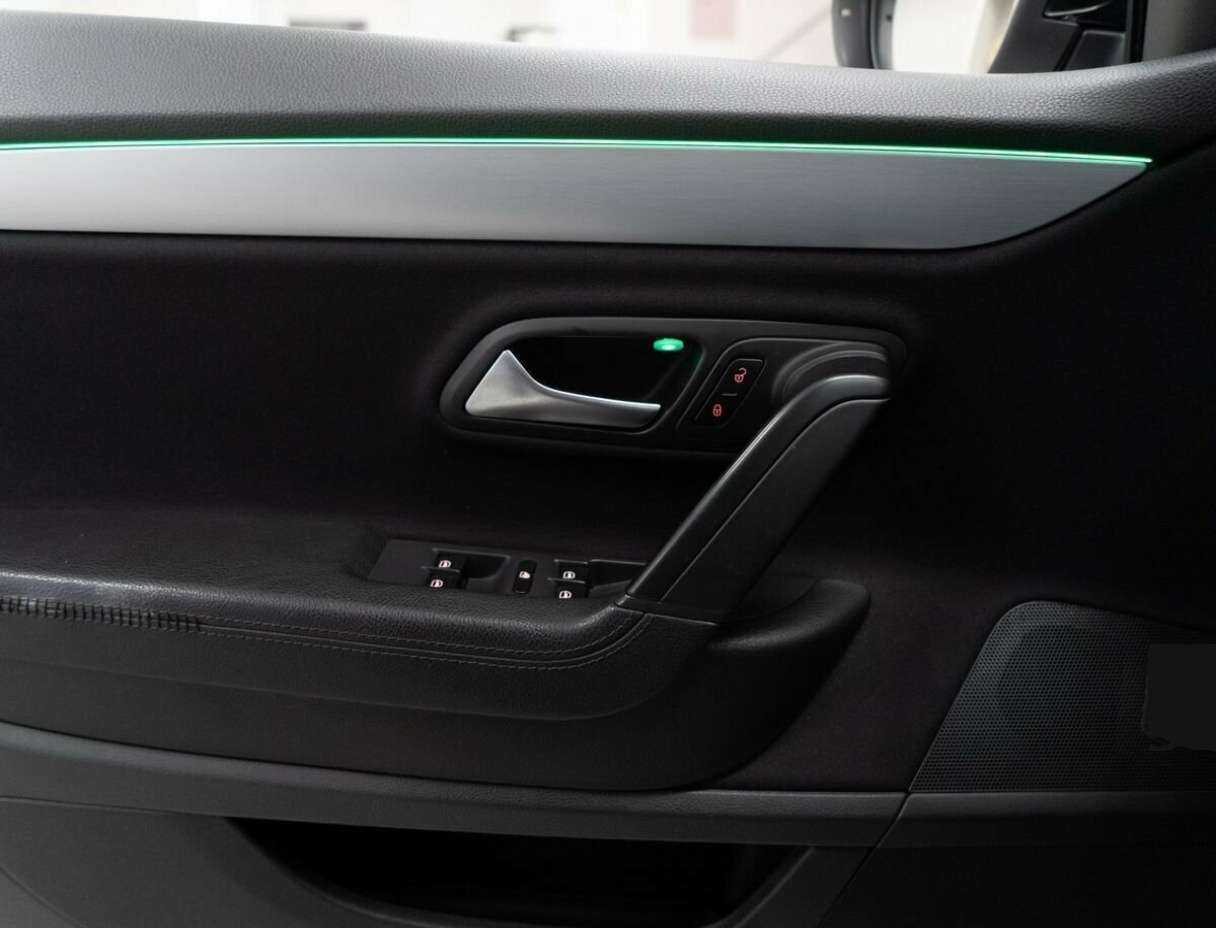 Volkswagen Passat CC 2012 года с пробегом. Фото: #14