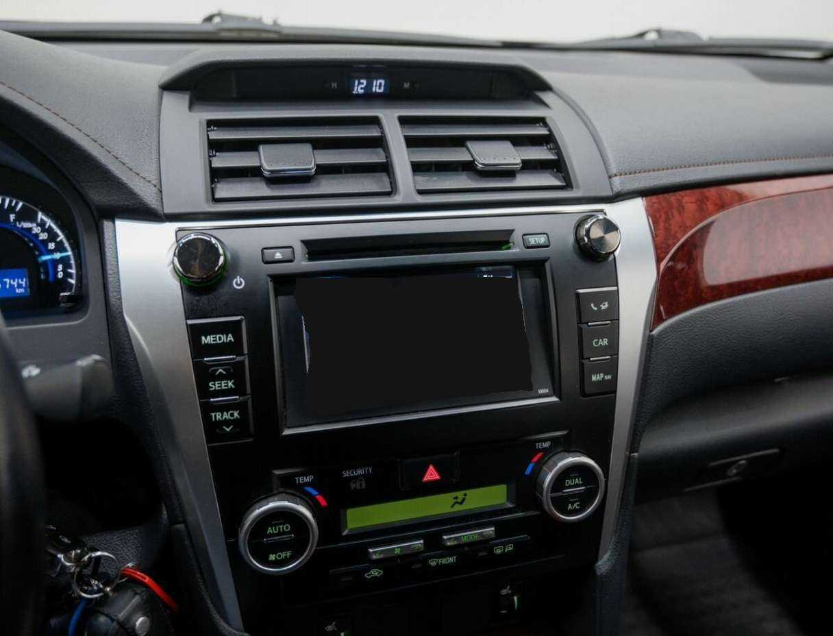 Toyota Camry 2014 года с пробегом. Фото: #23