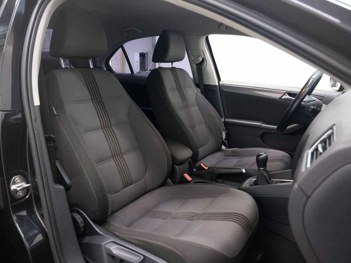 Volkswagen Jetta 2016 года с пробегом. Фото: #10