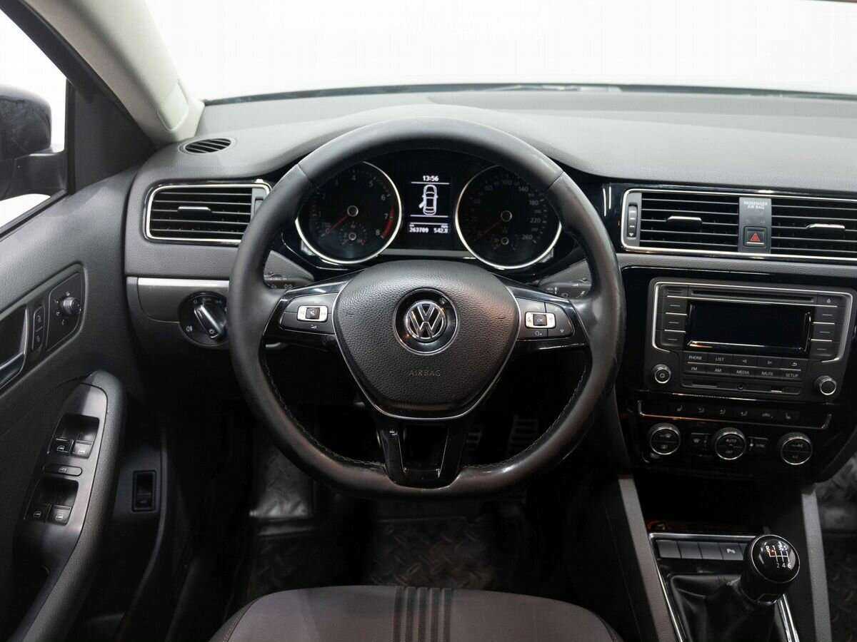 Volkswagen Jetta 2016 года с пробегом. Фото: #12