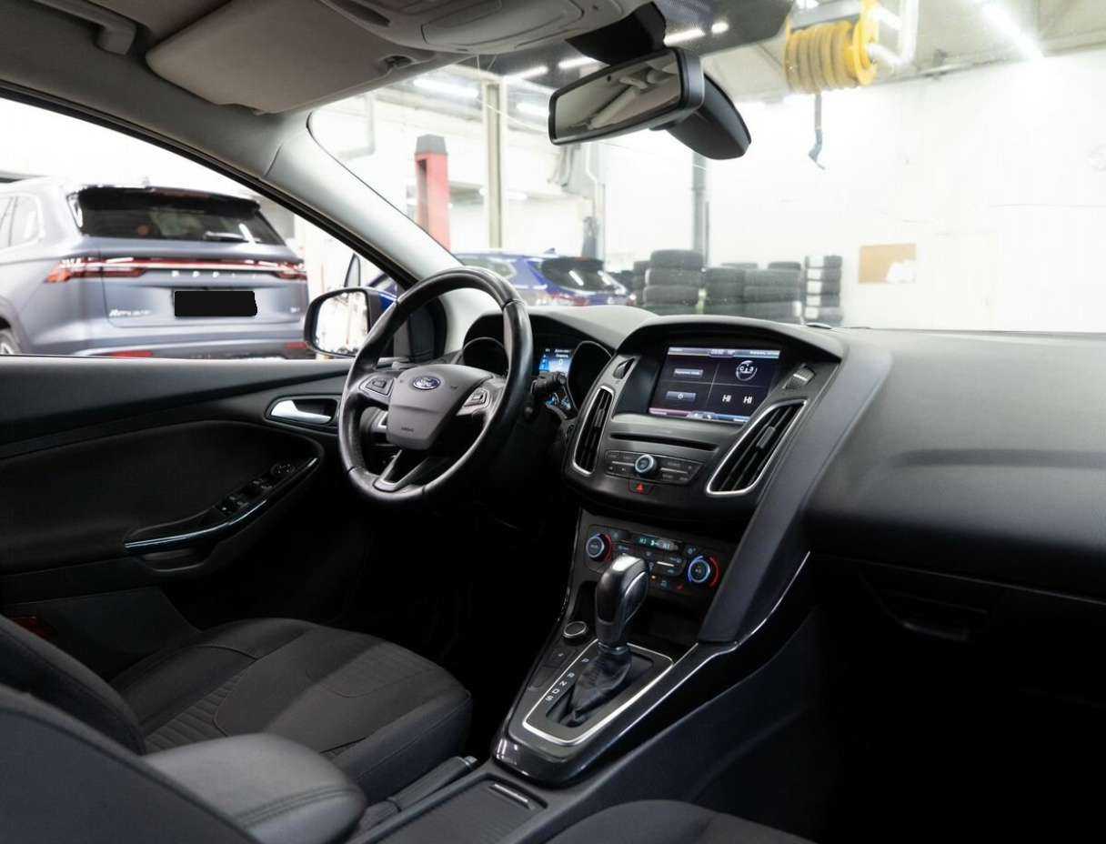 Ford Focus 2017 года с пробегом. Фото: #17