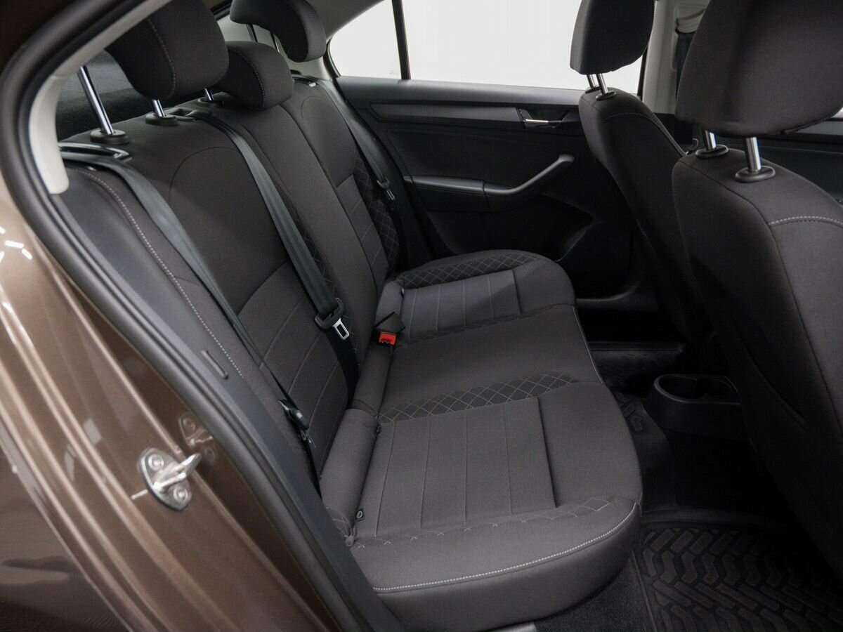 Skoda Rapid 2021 года с пробегом. Фото: #8