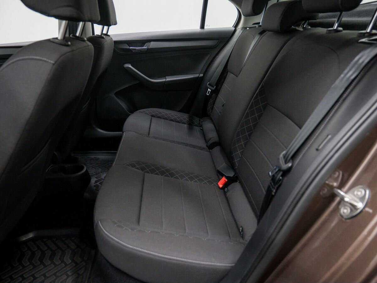Skoda Rapid 2021 года с пробегом. Фото: #11