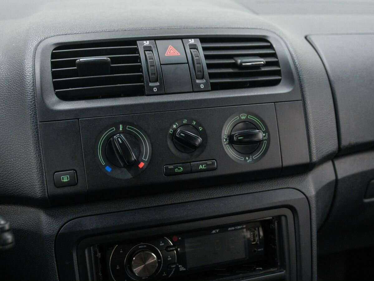 Skoda Fabia 2012 года с пробегом. Фото: #20