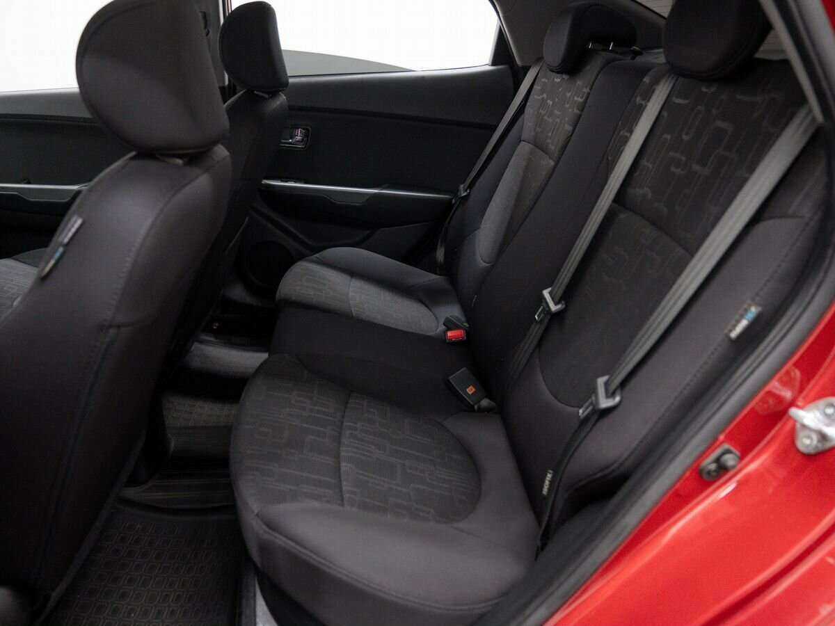 Kia Rio 2013 года с пробегом. Фото: #10