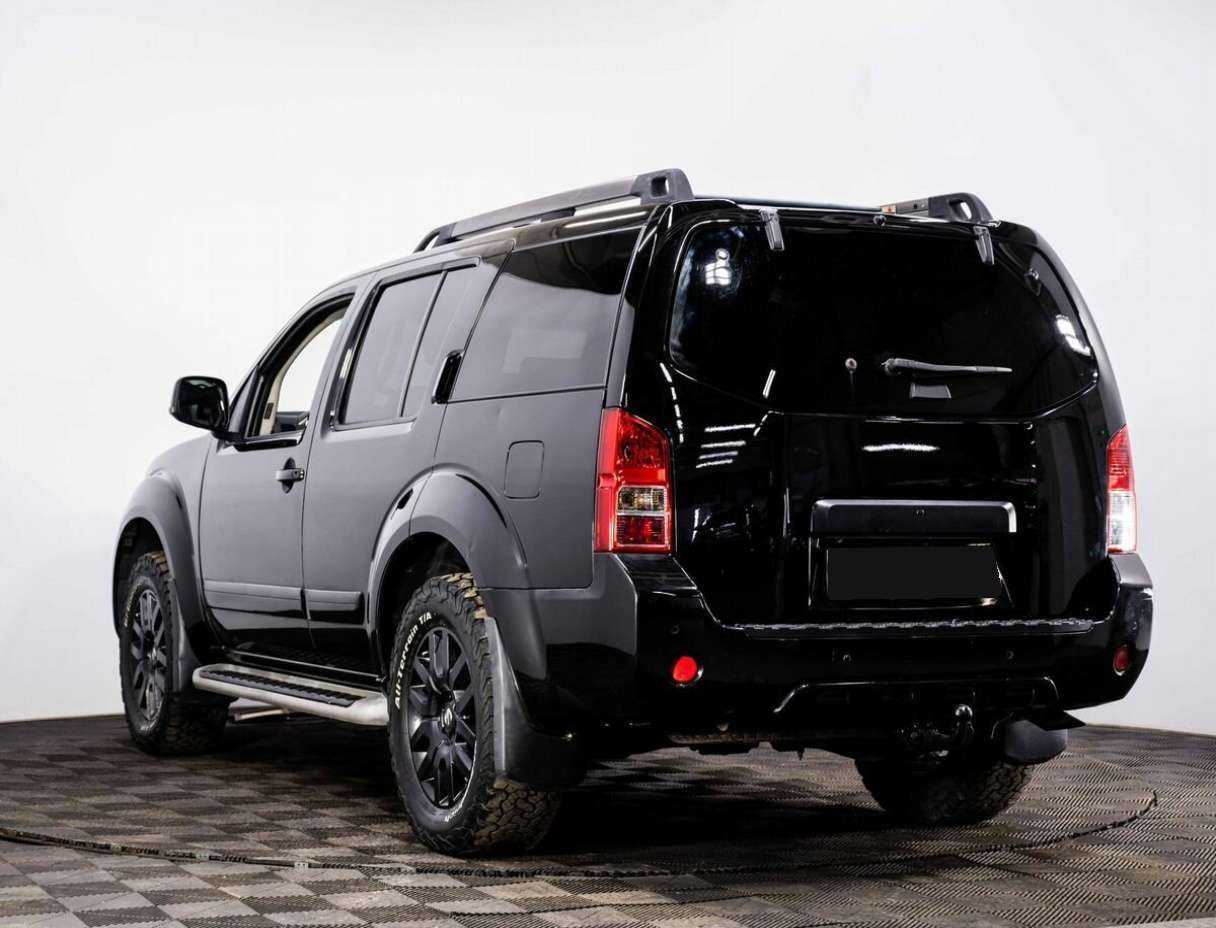 Nissan Pathfinder 2013 года с пробегом. Фото: #3