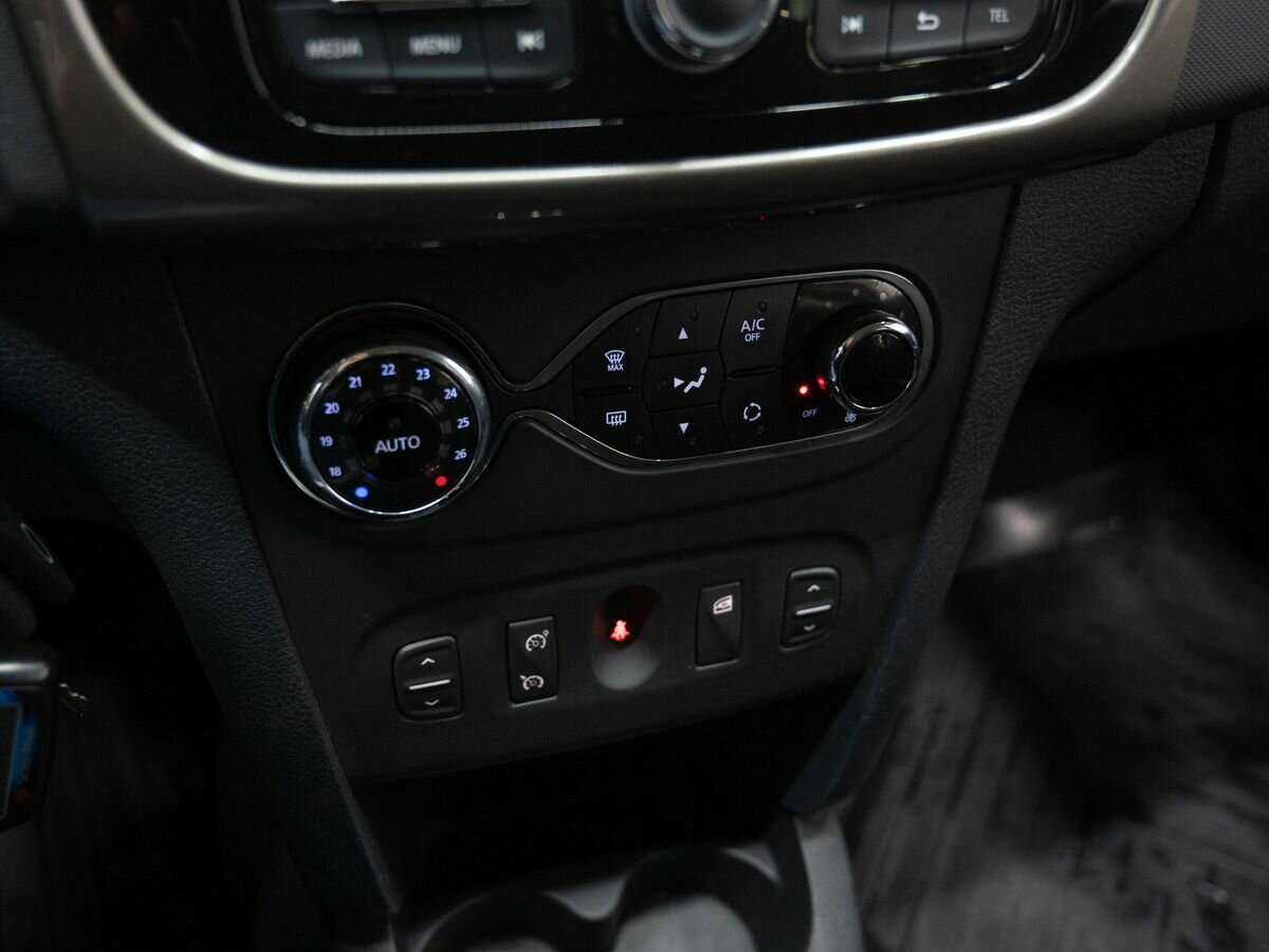 Renault Sandero 2015 года с пробегом. Фото: #20