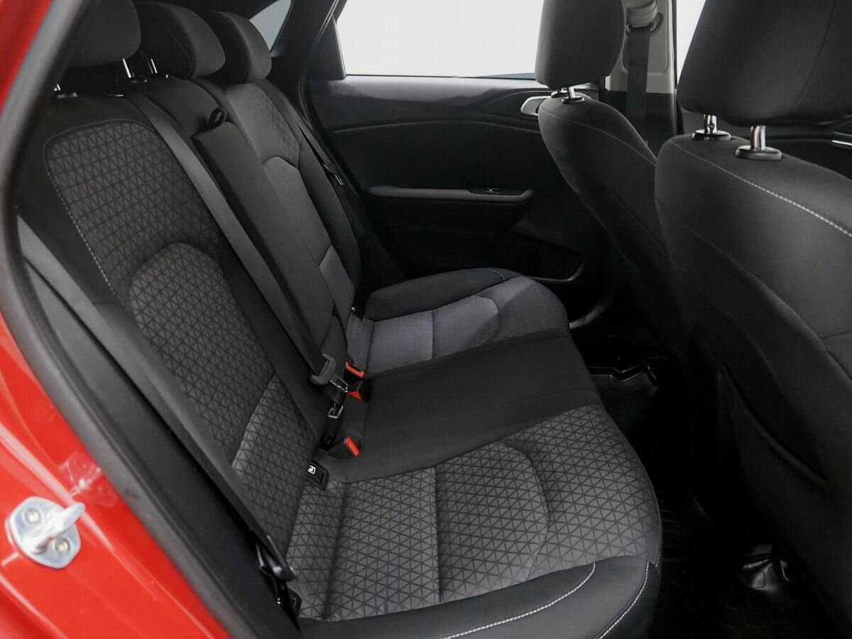 Kia Ceed 2018 года с пробегом. Фото: #8