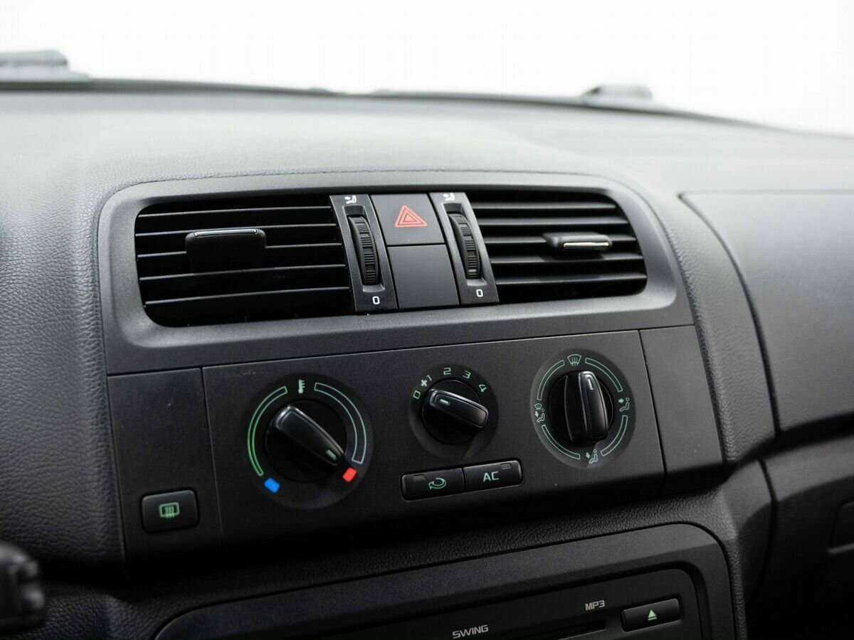 Skoda Fabia 2012 года с пробегом. Фото: #16