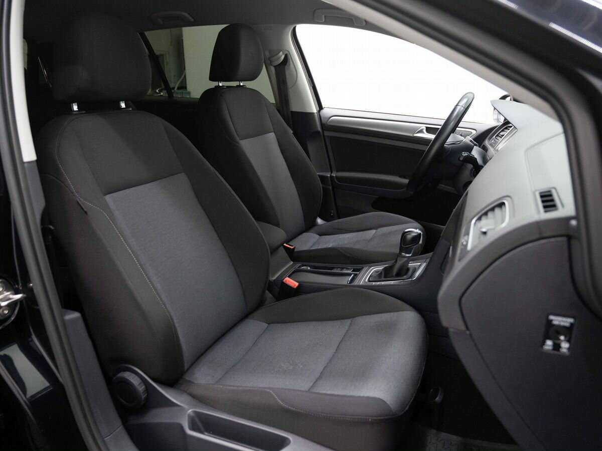 Volkswagen Golf 2013 года с пробегом. Фото: #13