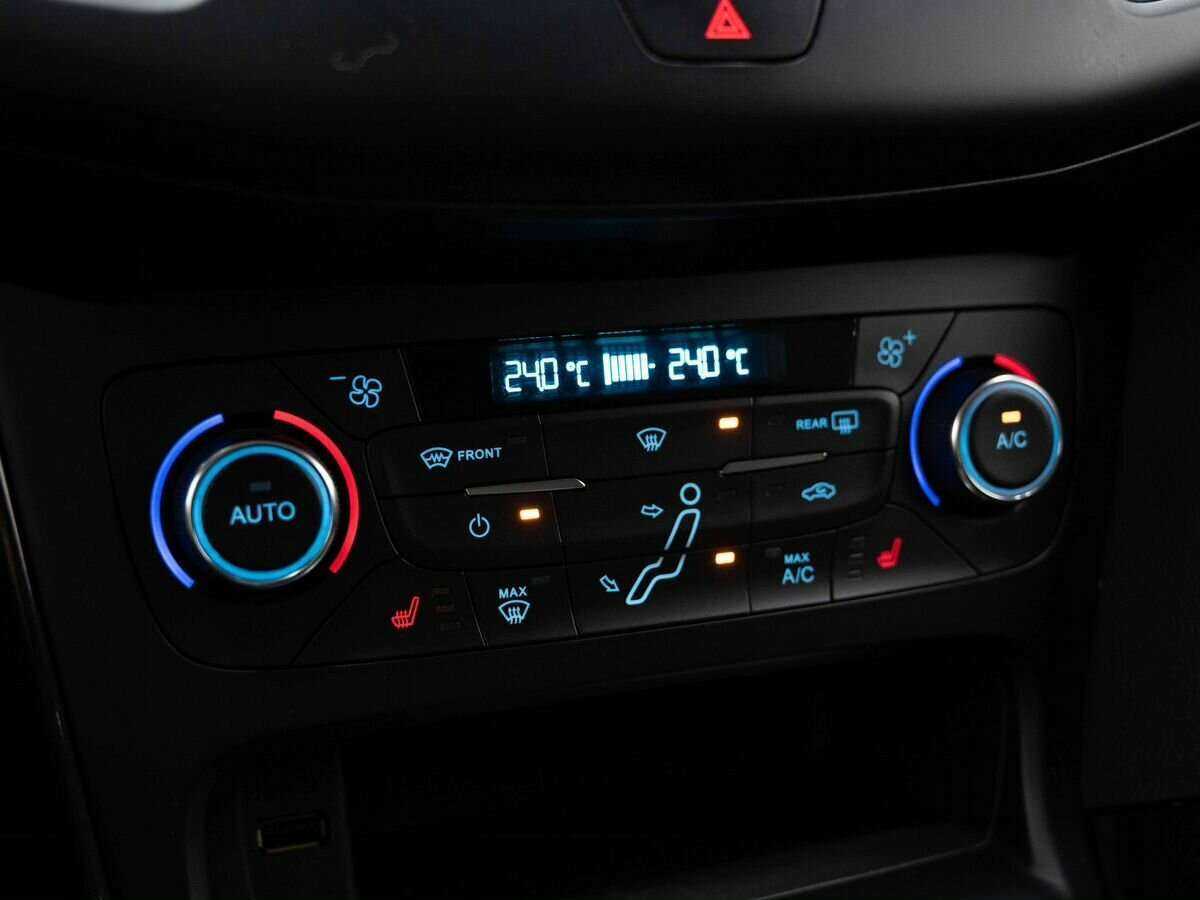 Ford Focus 2017 года с пробегом. Фото: #17