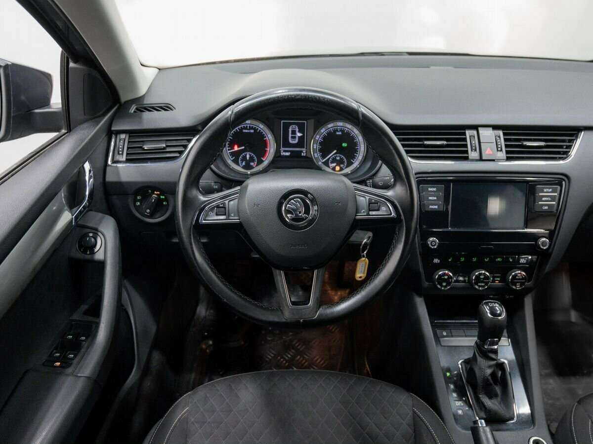 Skoda Octavia 2017 года с пробегом. Фото: #7