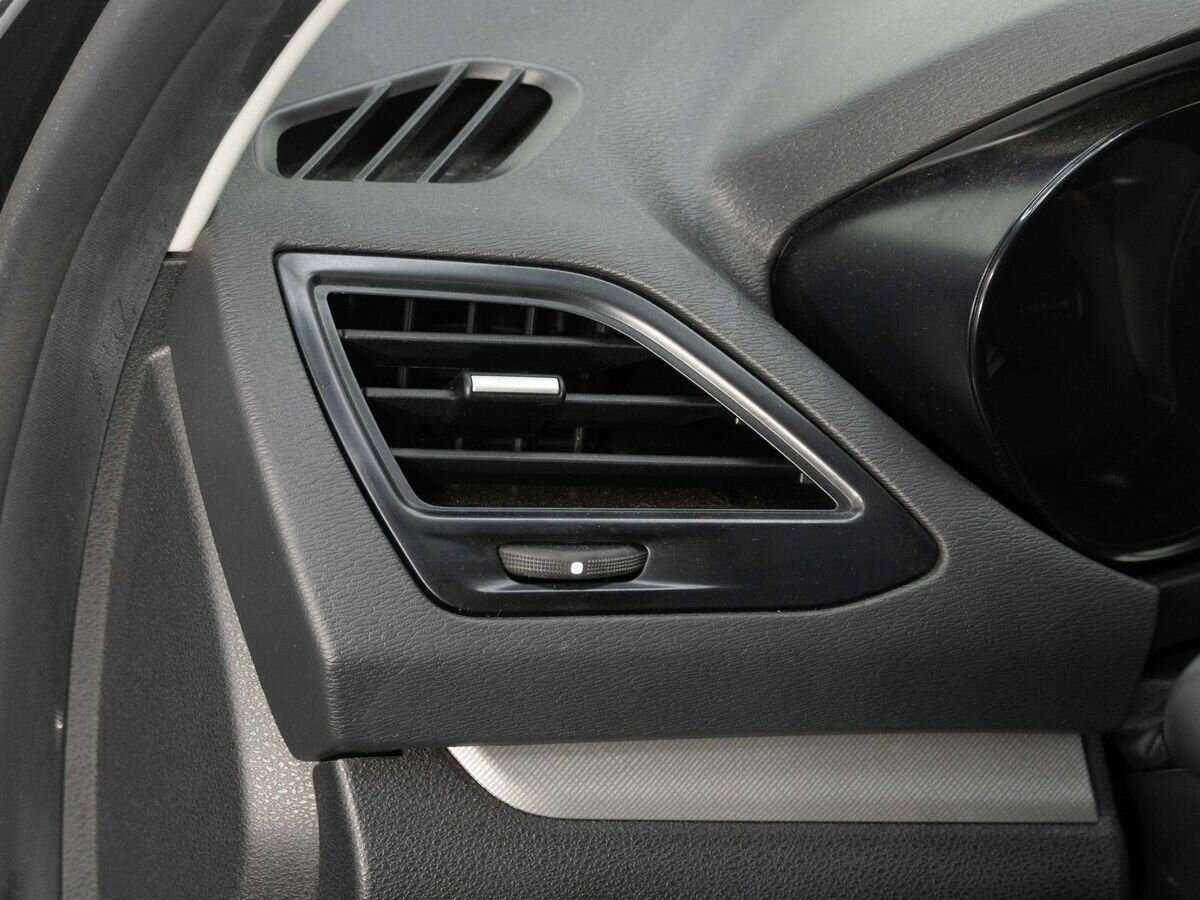 Lada (ВАЗ) Vesta 2020 года с пробегом. Фото: #18