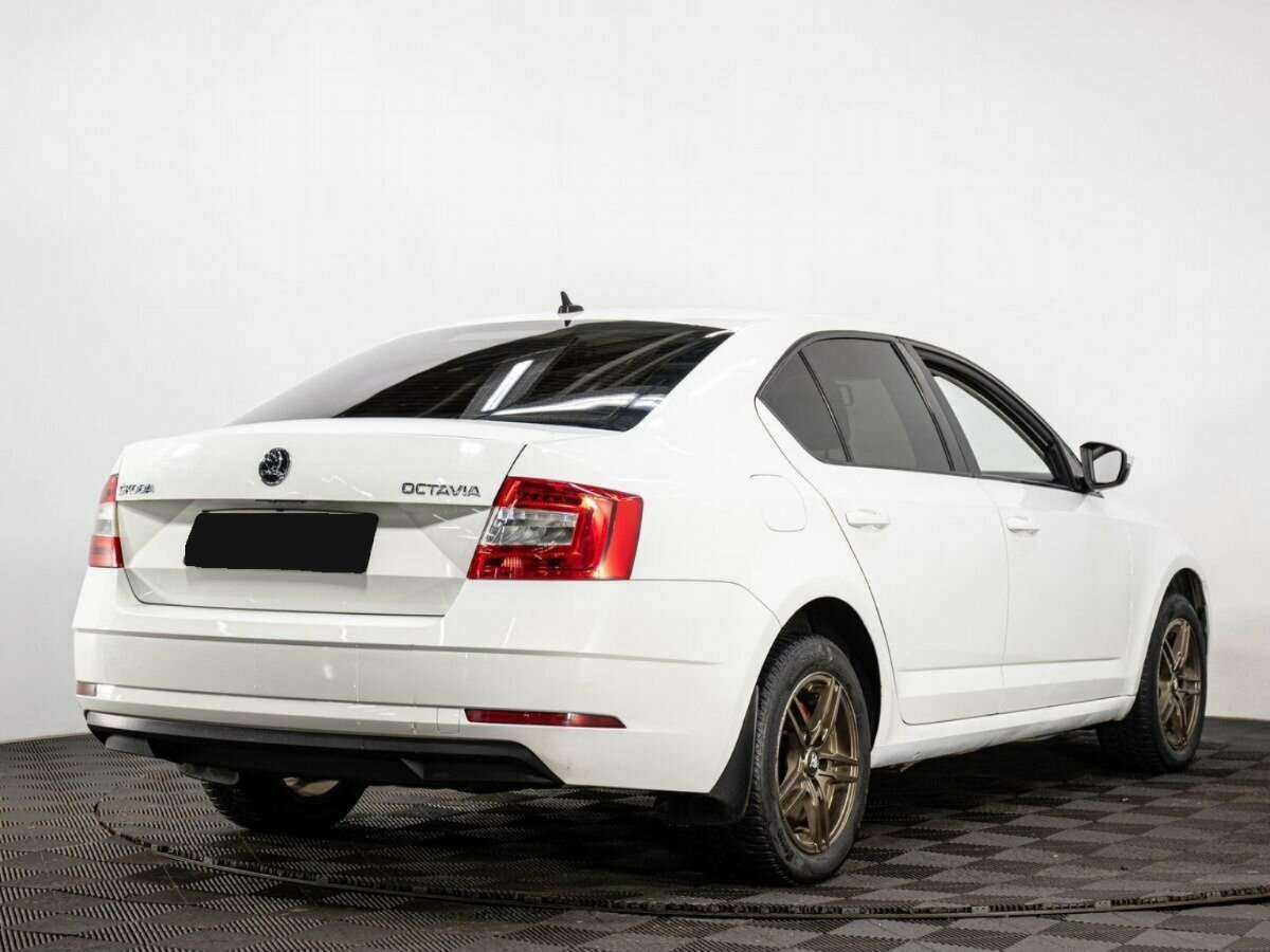 Skoda Octavia 2017 года с пробегом. Фото: #5