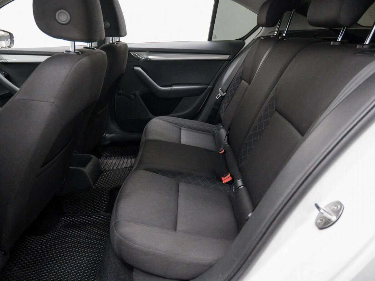 Skoda Octavia 2017 года с пробегом. Фото: #11