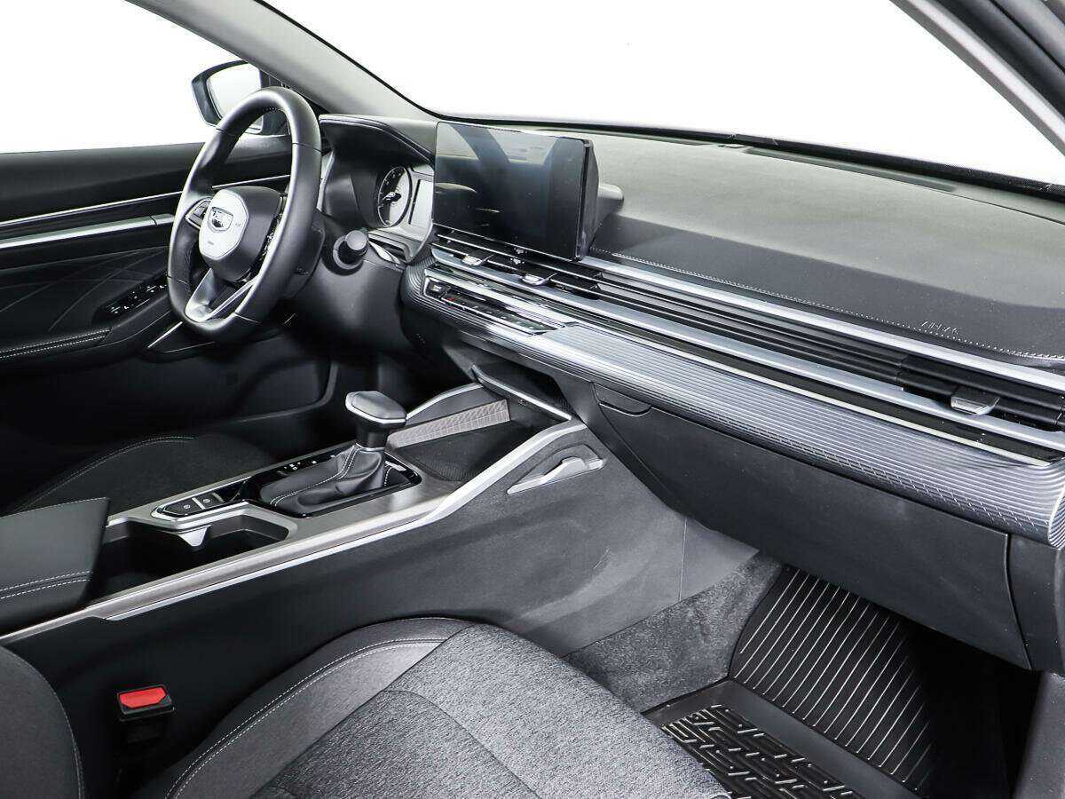 Geely Emgrand 2023 года с пробегом. Фото: #8