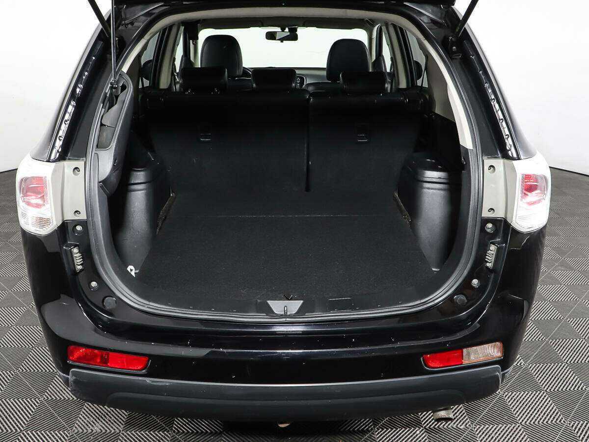 Mitsubishi Outlander 2012 года с пробегом. Фото: #8