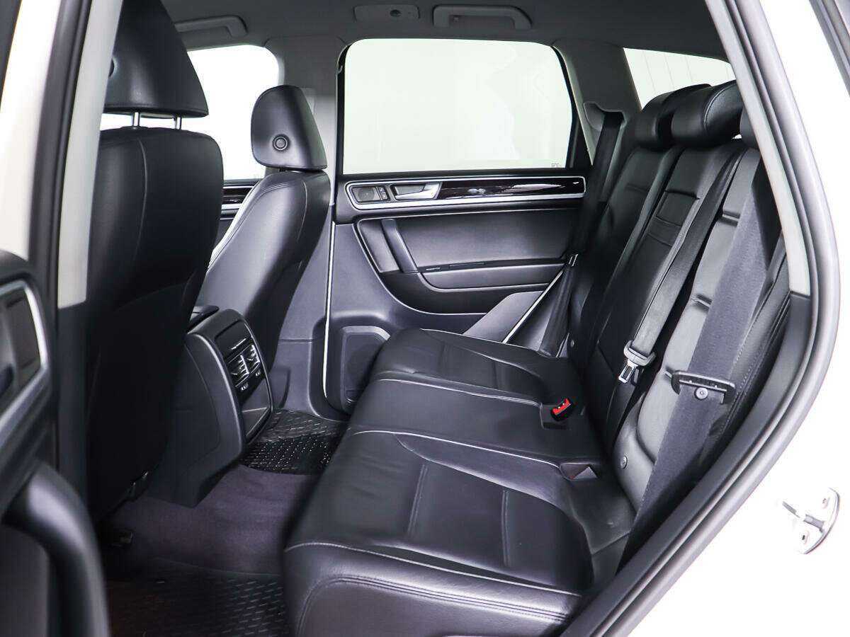 Volkswagen Touareg 2010 года с пробегом. Фото: #9