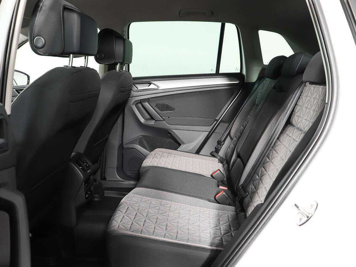 Volkswagen Tiguan 2021 года с пробегом. Фото: #9