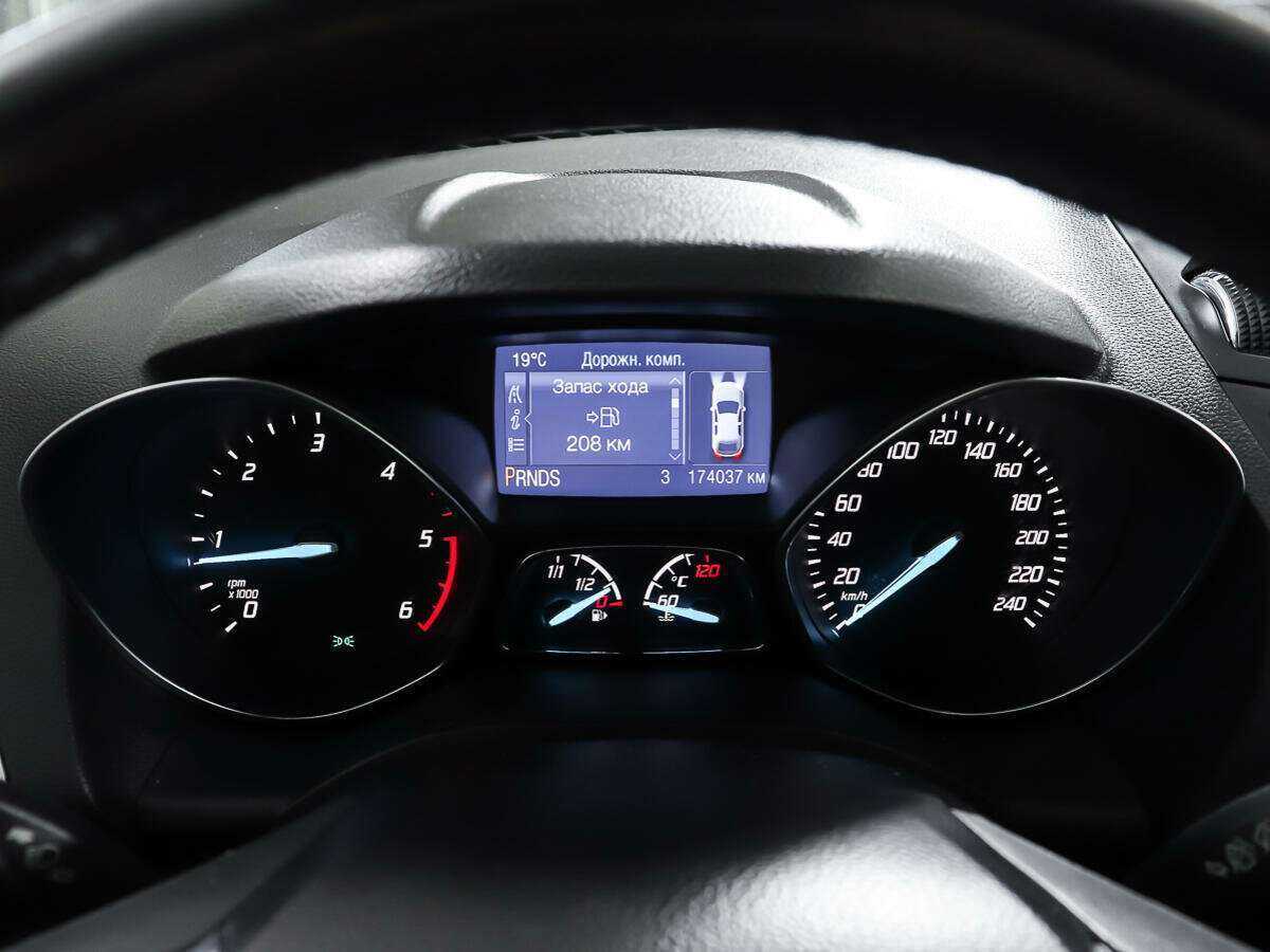 Ford Kuga 2013 года с пробегом. Фото: #14