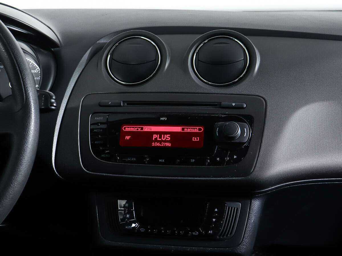 SEAT Ibiza 2012 года с пробегом. Фото: #11