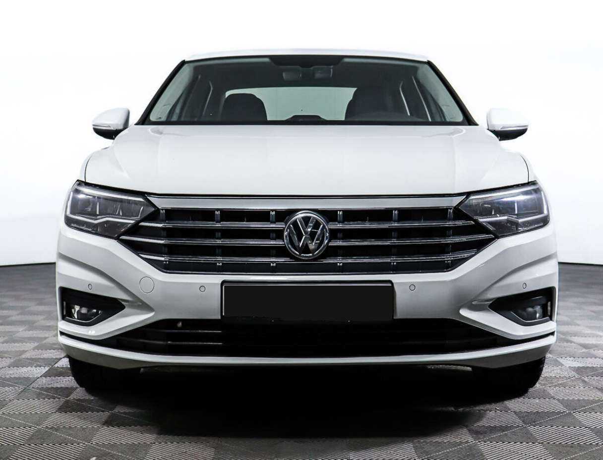 Volkswagen Jetta 2019 года с пробегом. Фото: #1