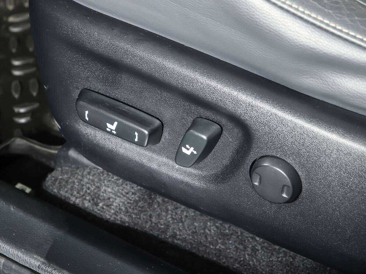 Toyota RAV4 2013 года с пробегом. Фото: #14