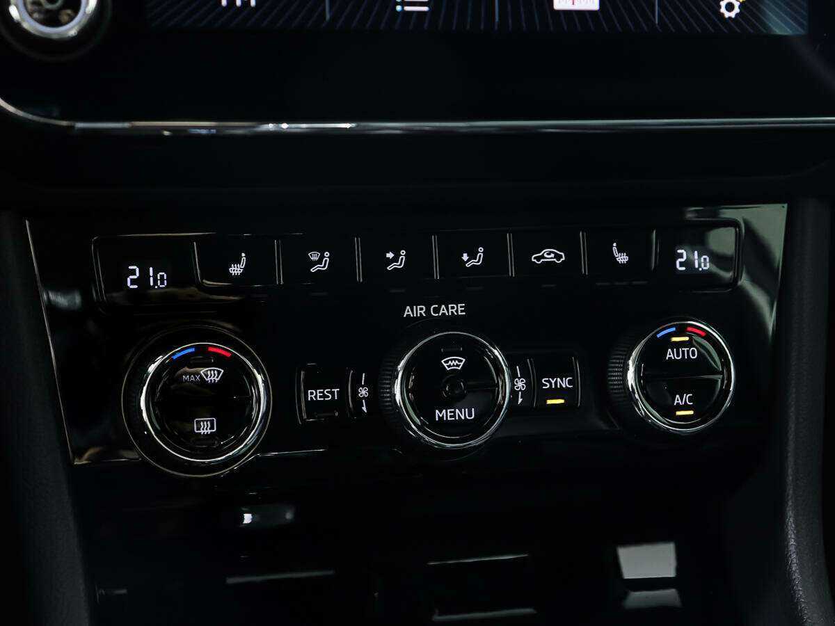 Skoda Superb 2017 года с пробегом. Фото: #17