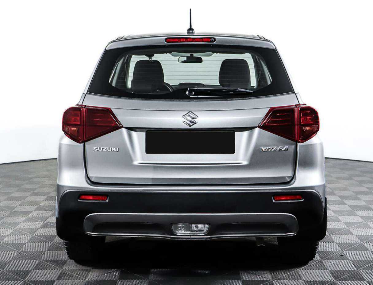 Suzuki Vitara 2021 года с пробегом. Фото: #5