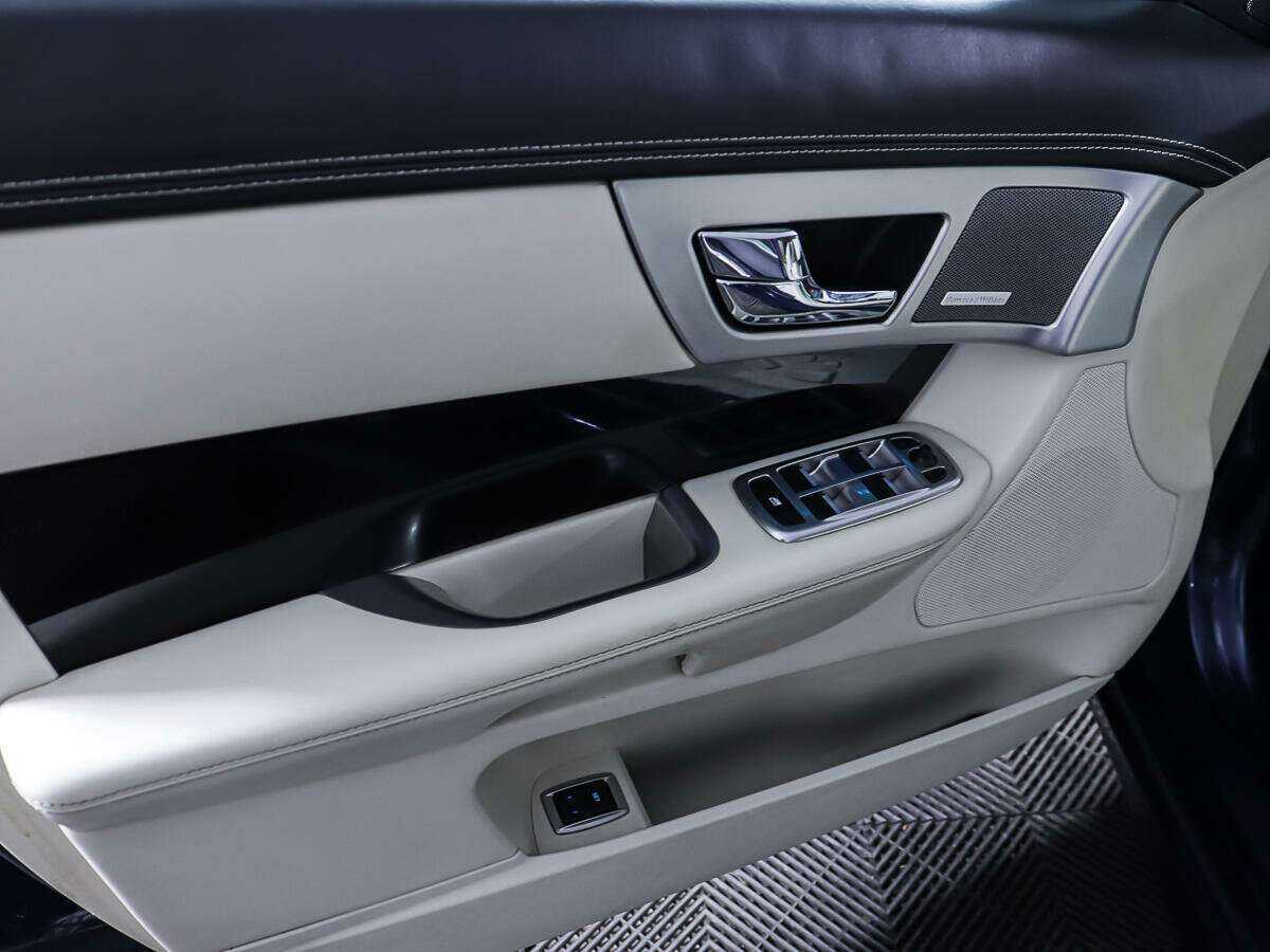 Jaguar XF 2012 года с пробегом. Фото: #15