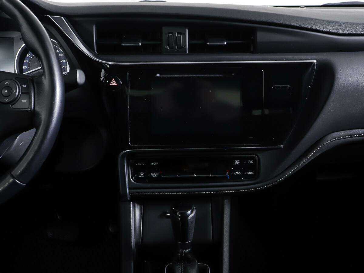 Toyota Corolla 2016 года с пробегом. Фото: #10