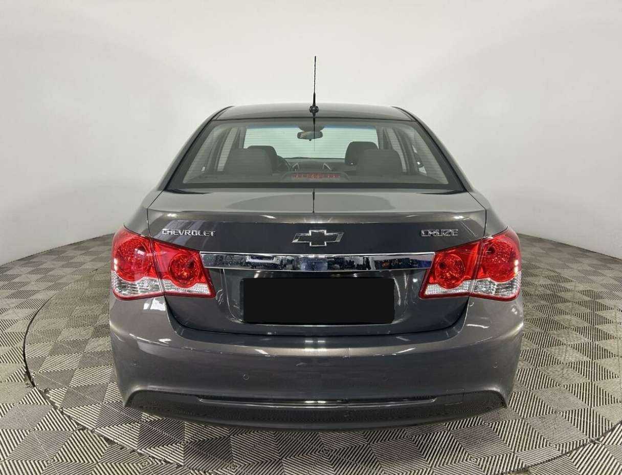 Chevrolet Cruze 2013 года с пробегом. Фото: #2