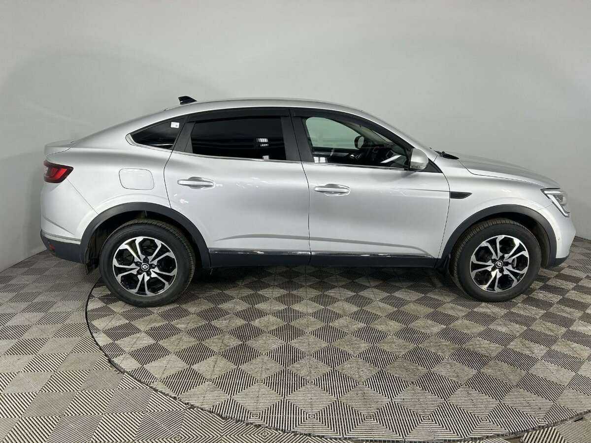 Renault Arkana 2022 года с пробегом. Фото: #3