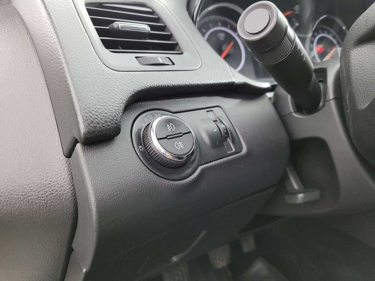 Opel Insignia 2013 года с пробегом. Фото: #8