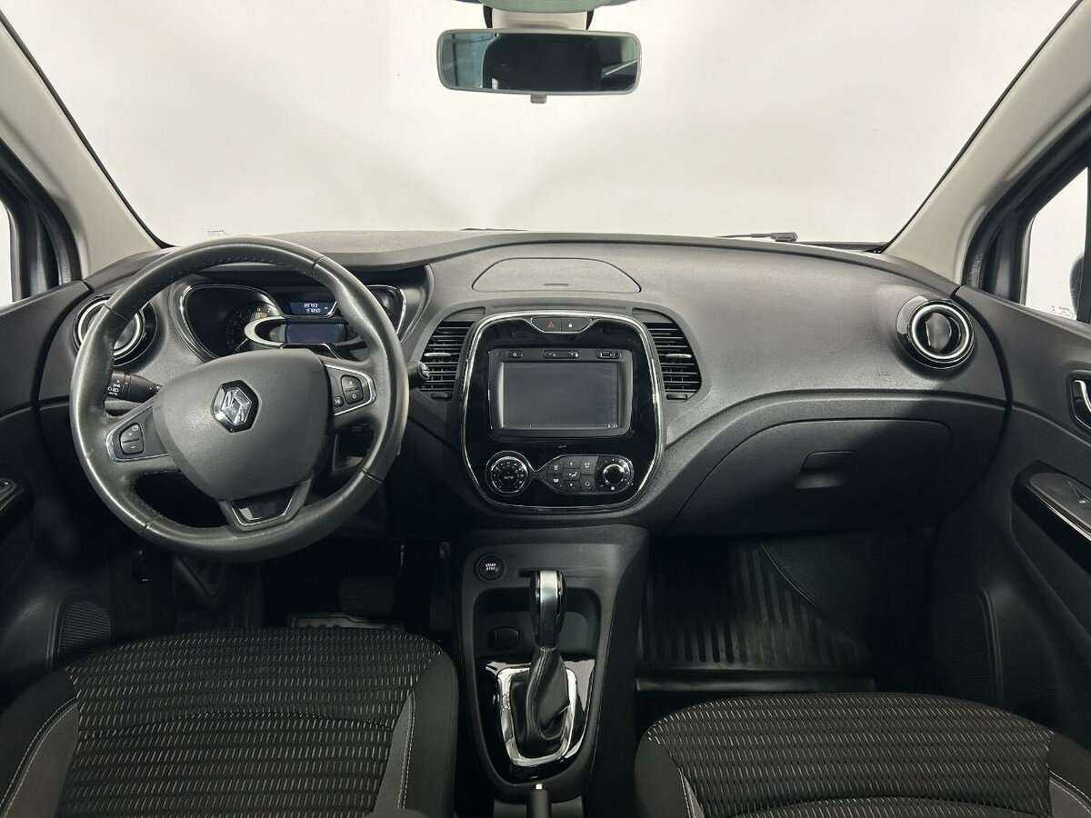 Renault Kaptur 2017 года с пробегом. Фото: #6