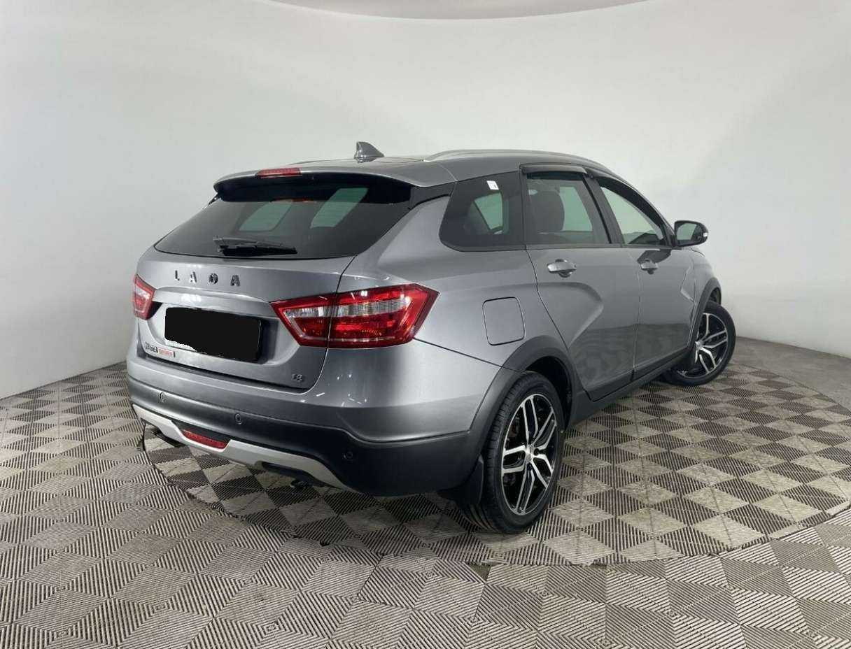 Lada (ВАЗ) Vesta 2018 года с пробегом. Фото: #5