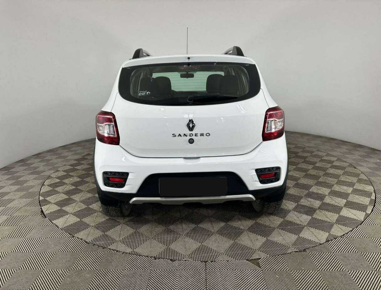 Renault Sandero 2019 года с пробегом. Фото: #2