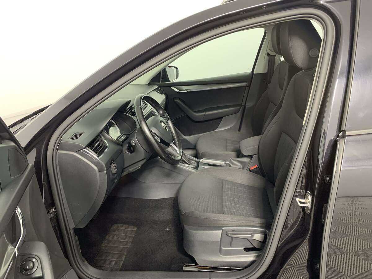 Skoda Octavia 2018 года с пробегом. Фото: #13