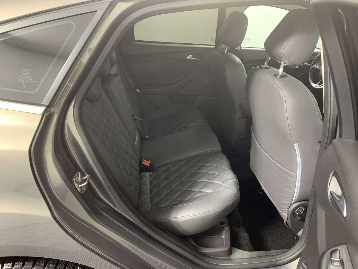 Ford Focus 2018 года с пробегом. Фото: #13