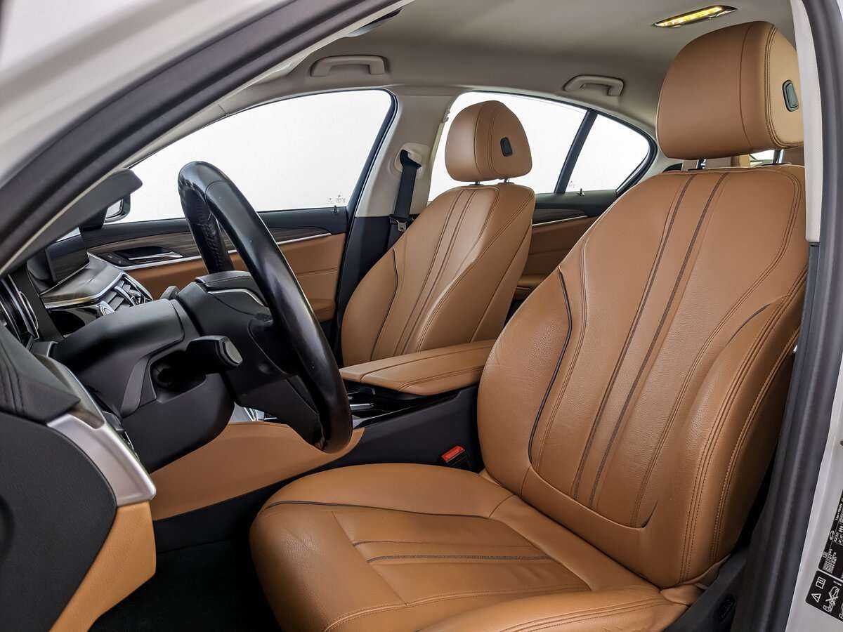 BMW 5 серии 2017 года с пробегом. Фото: #14