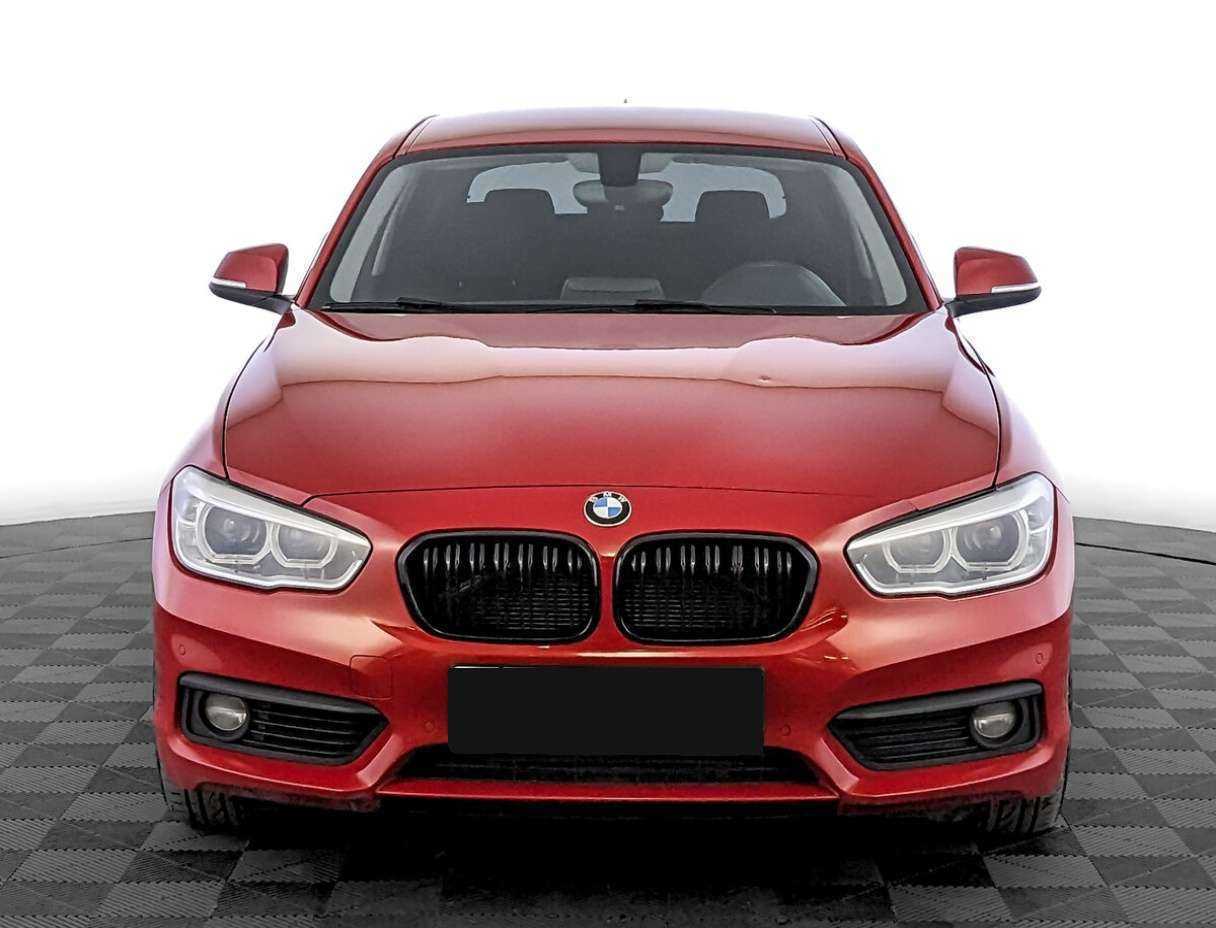 BMW 1 серии 2017 года с пробегом. Фото: #1
